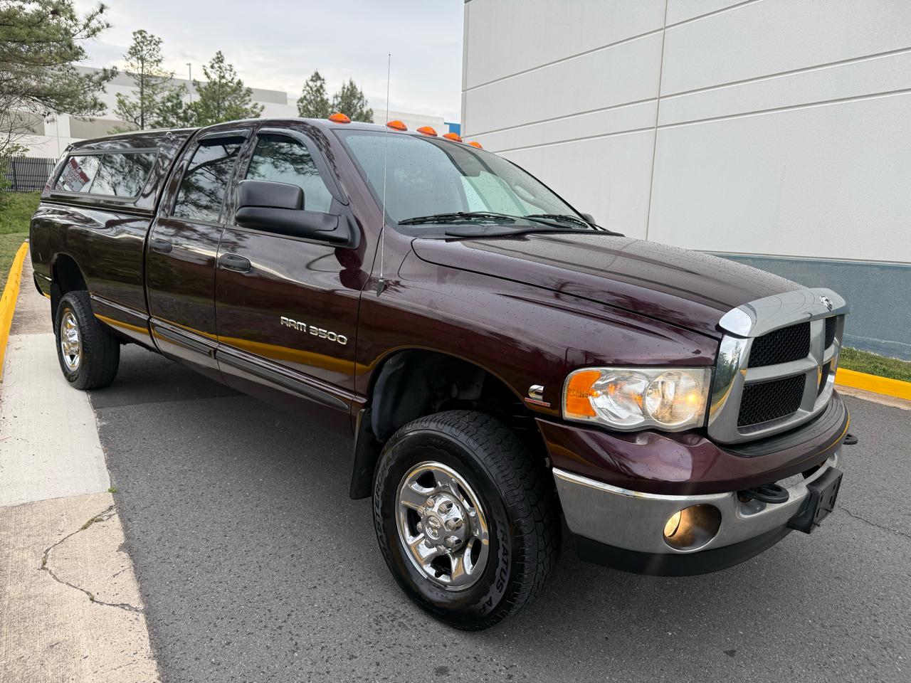 Dodge Ram 3500 4dr Quad Cab 160.5" WB DRW 4WD SLT 2005