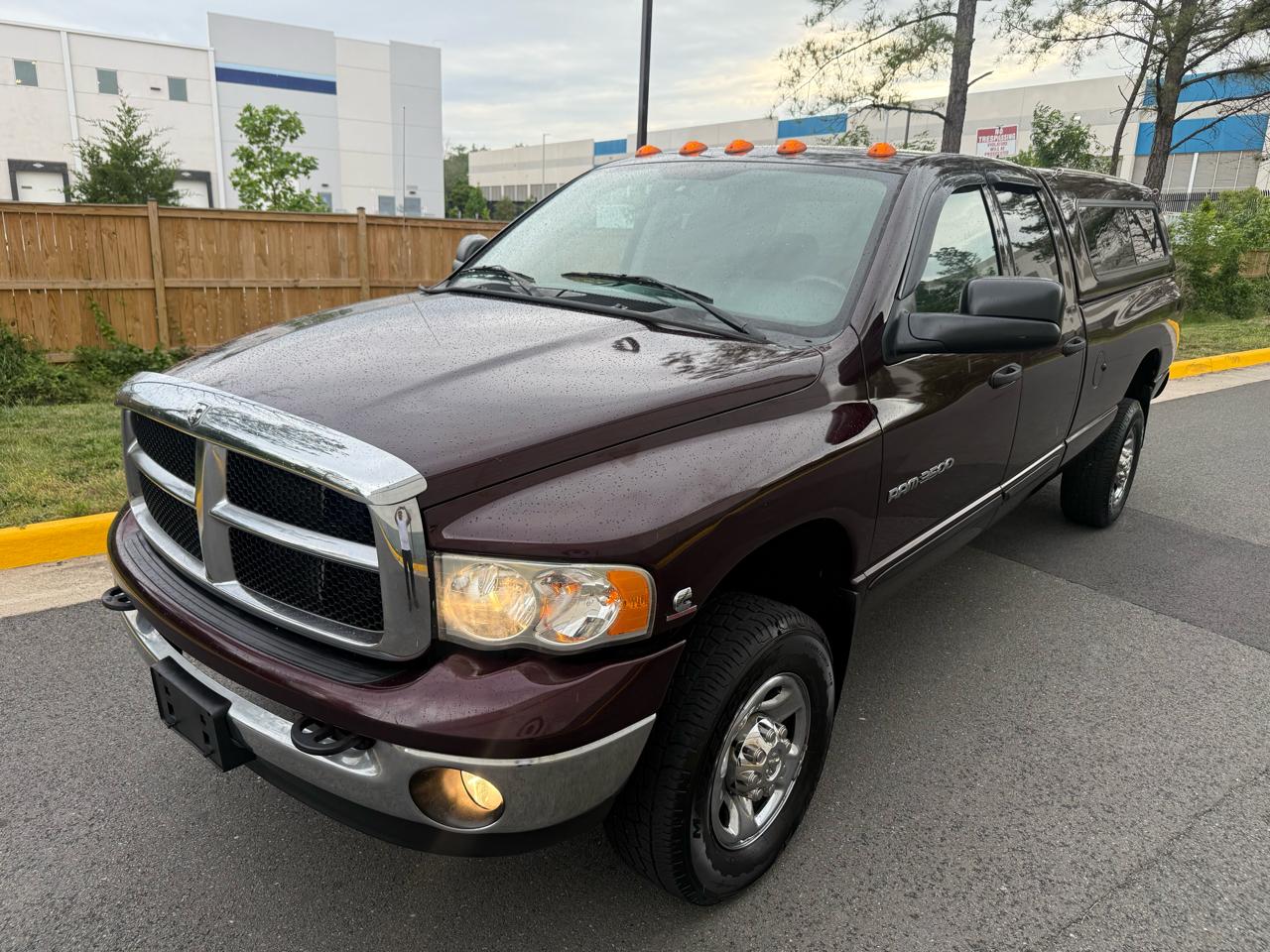 Dodge Ram 3500 4dr Quad Cab 160.5" WB DRW 4WD SLT 2005