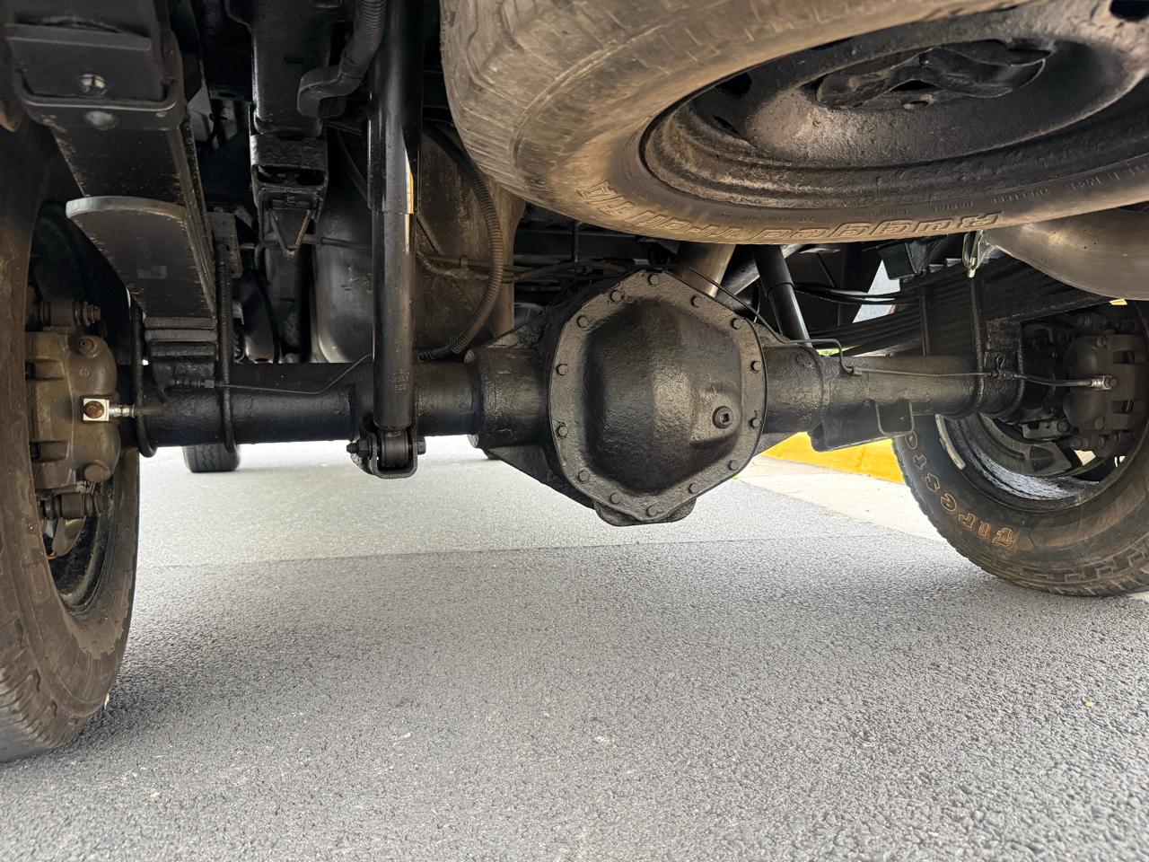 Dodge Ram 3500 4dr Quad Cab 160.5" WB DRW 4WD SLT 2005