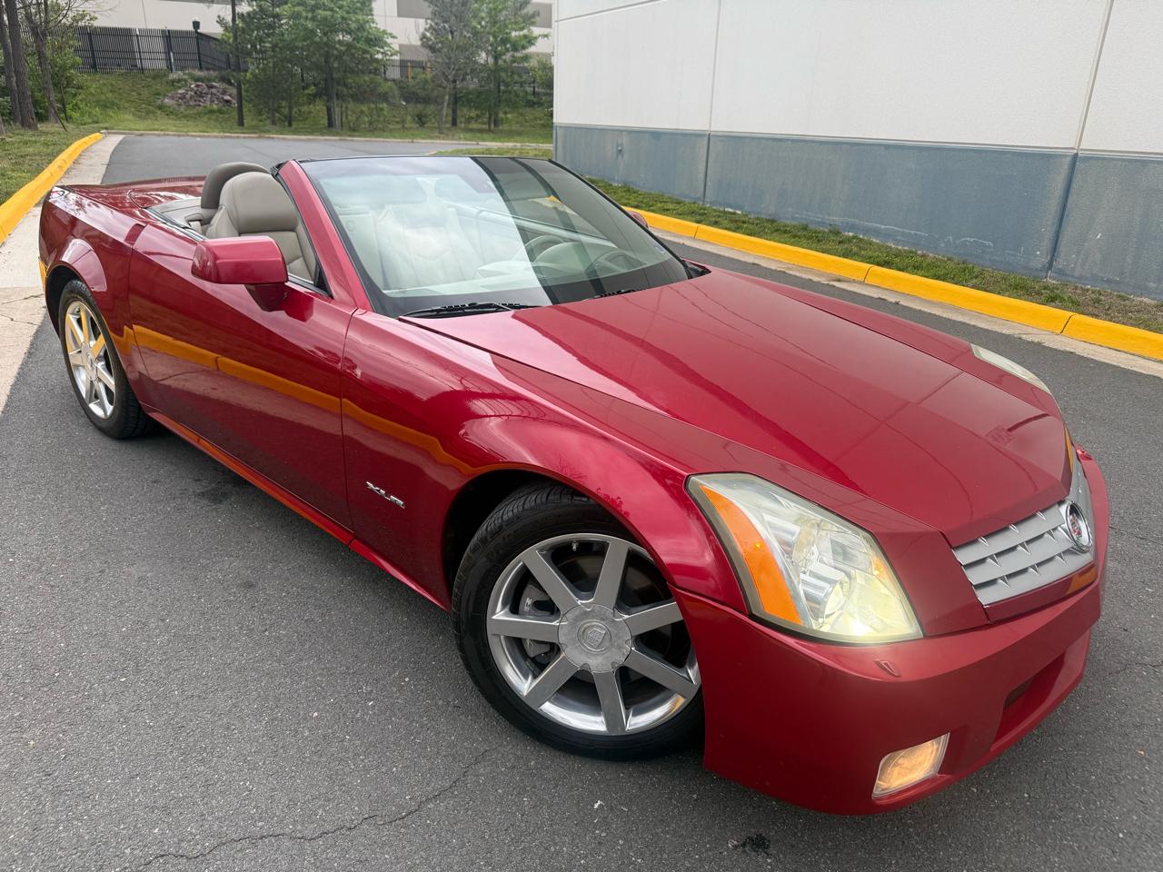 Cadillac XLR 2dr Convertible 2004