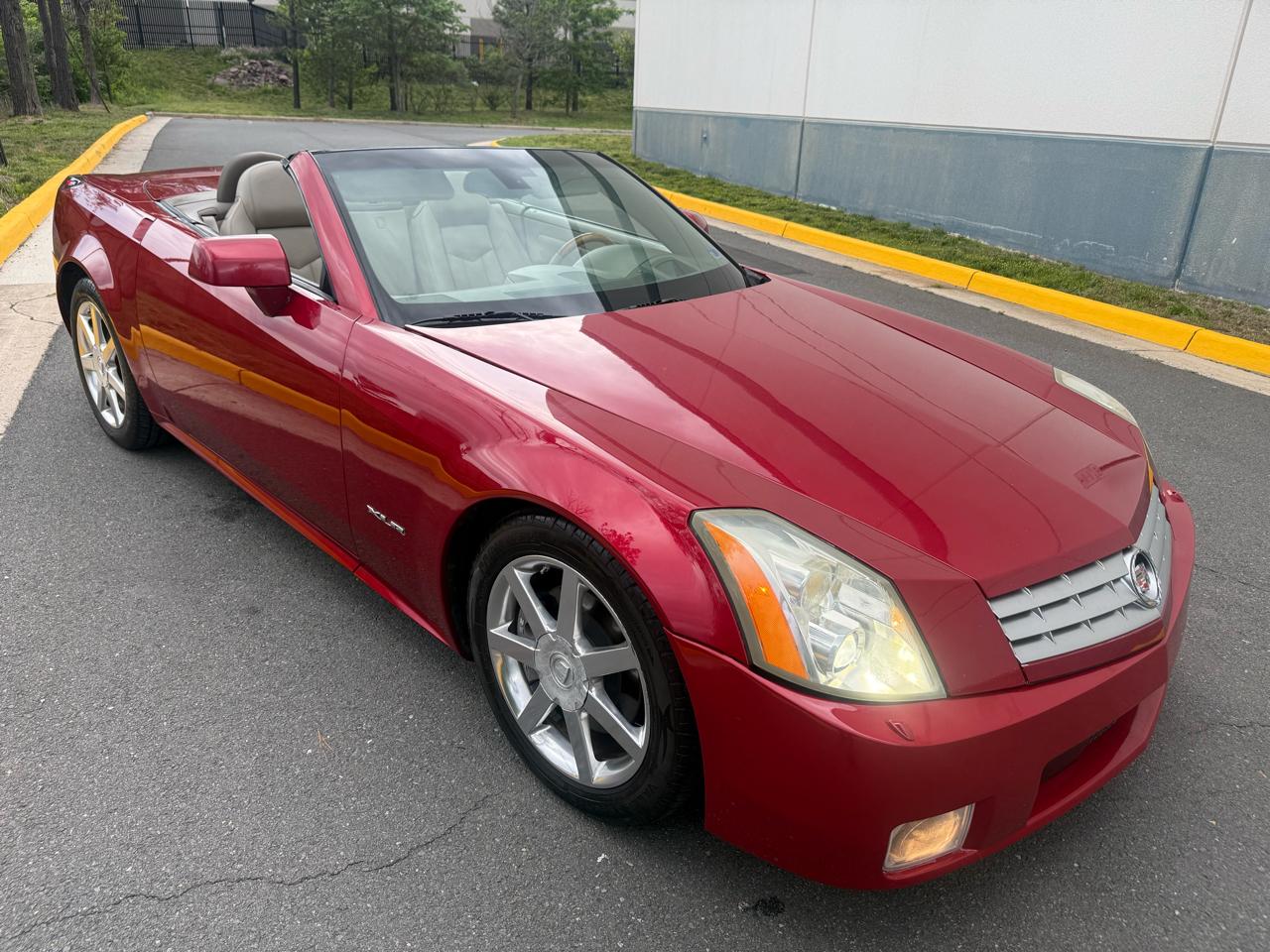 Cadillac XLR 2dr Convertible 2004