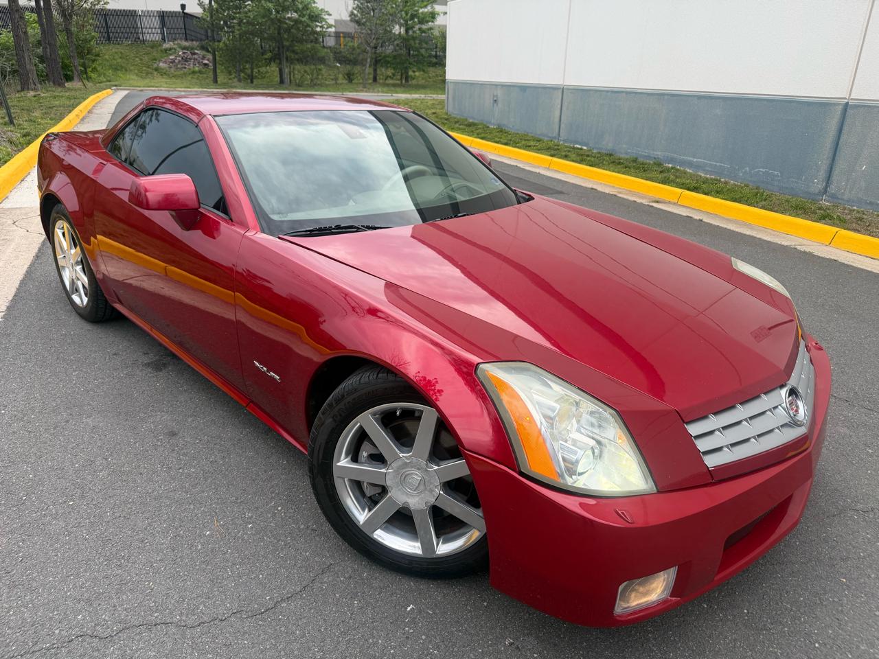 Cadillac XLR 2dr Convertible 2004