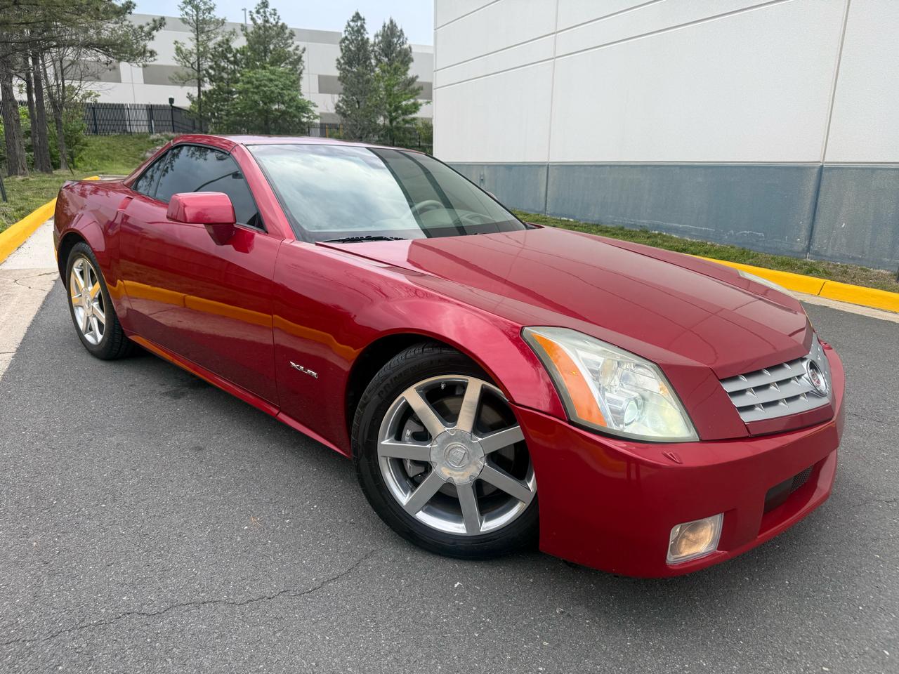 Cadillac XLR 2dr Convertible 2004