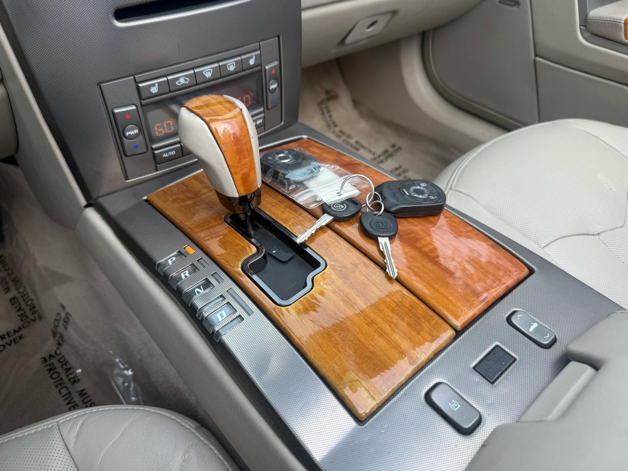 Cadillac XLR 2dr Convertible 2004
