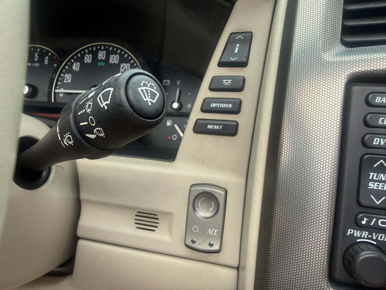 Cadillac XLR 2dr Convertible 2004