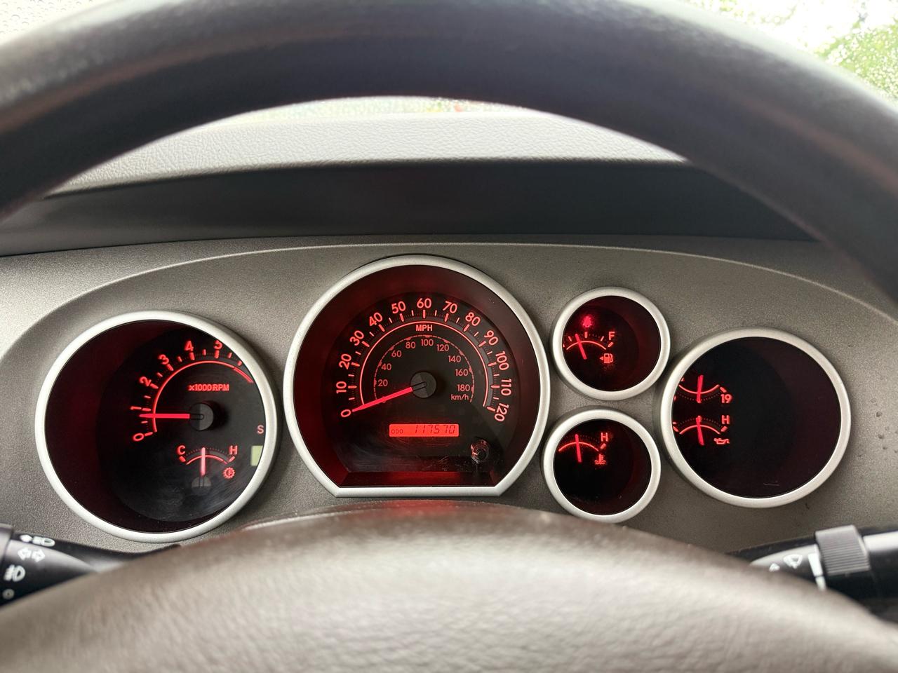 Toyota Tundra 4WD Truck CrewMax 5.7L V8 6-Spd AT (Natl) 2010