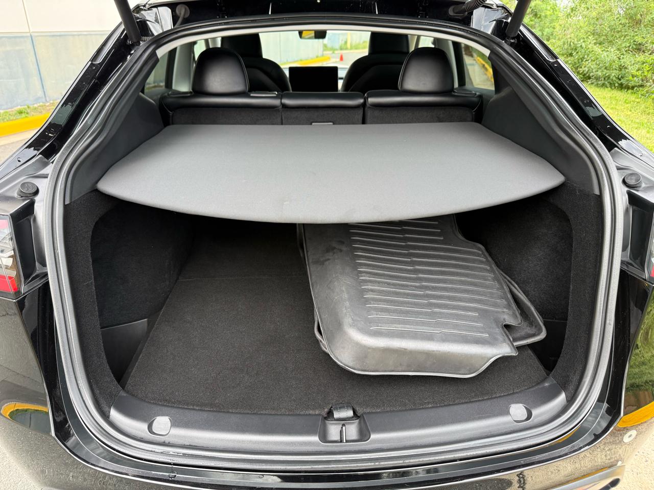 Tesla Model Y Long Range AWD *Ltd Avail* 2025