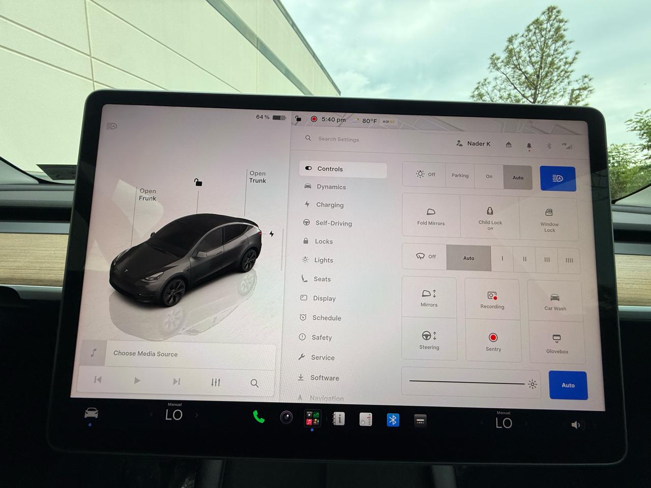 Tesla Model Y Long Range AWD *Ltd Avail* 2025