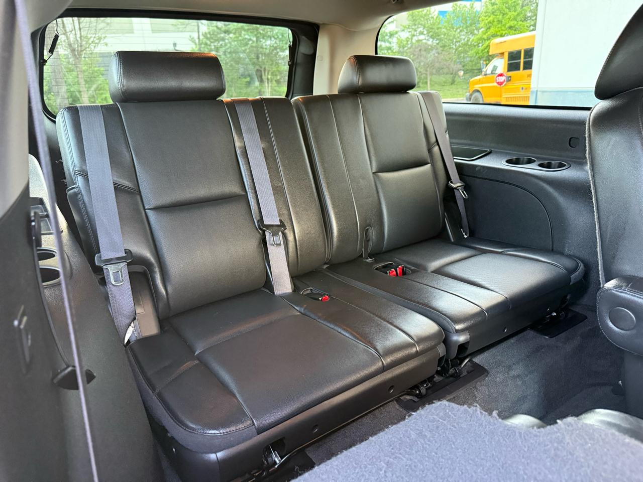 Chevrolet Suburban 4WD 4dr 1500 LTZ 2013
