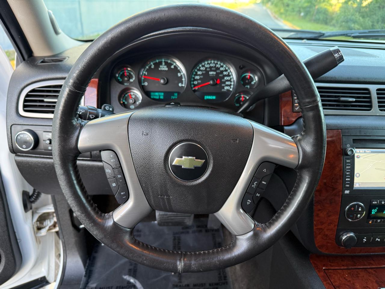 Chevrolet Suburban 4WD 4dr 1500 LTZ 2013