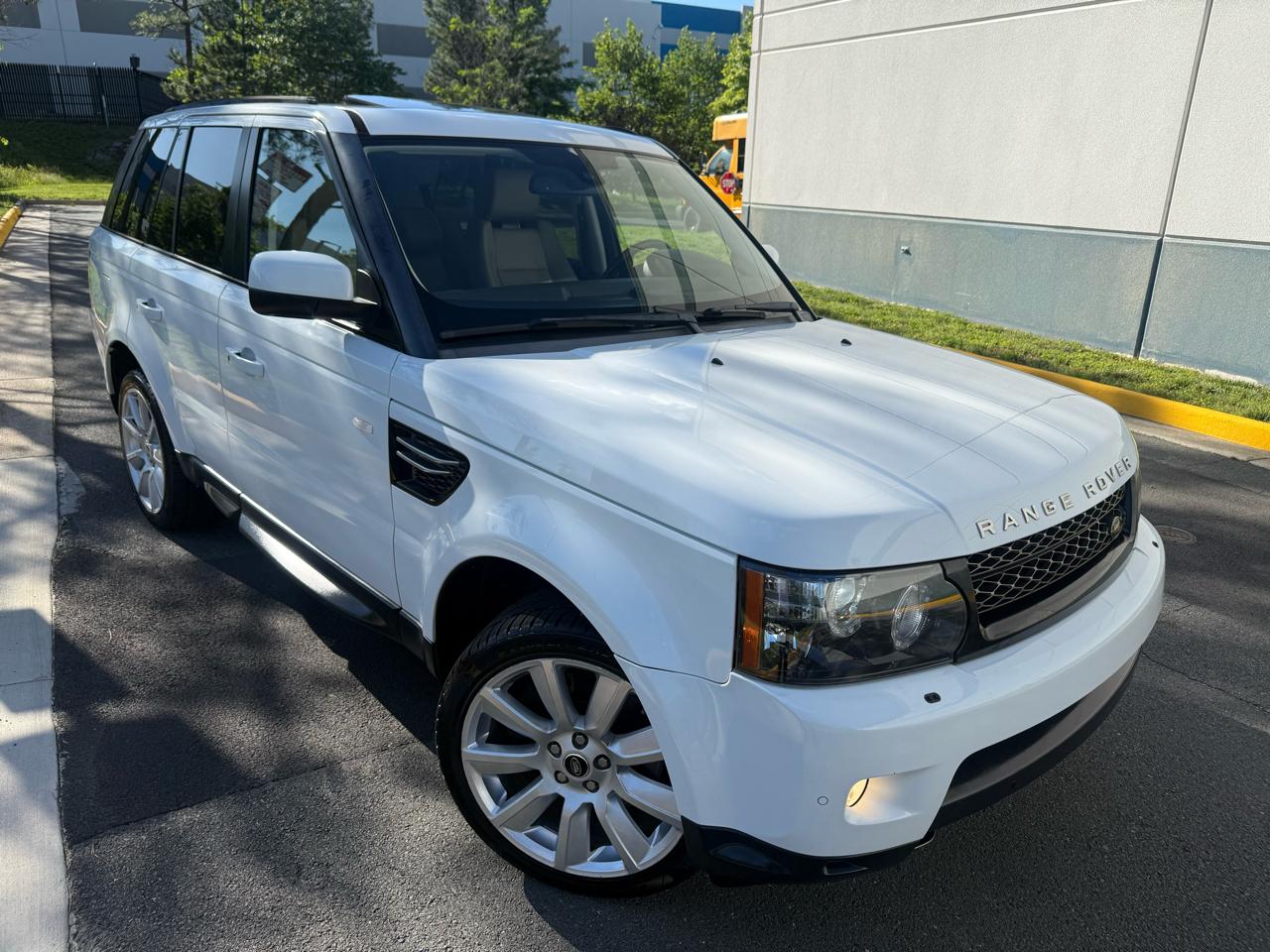 Land Rover Range Rover Sport 4WD 4dr HSE 2013