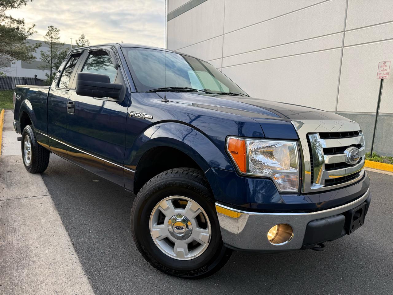 Ford F-150 4WD SuperCab 145" Lariat 2012