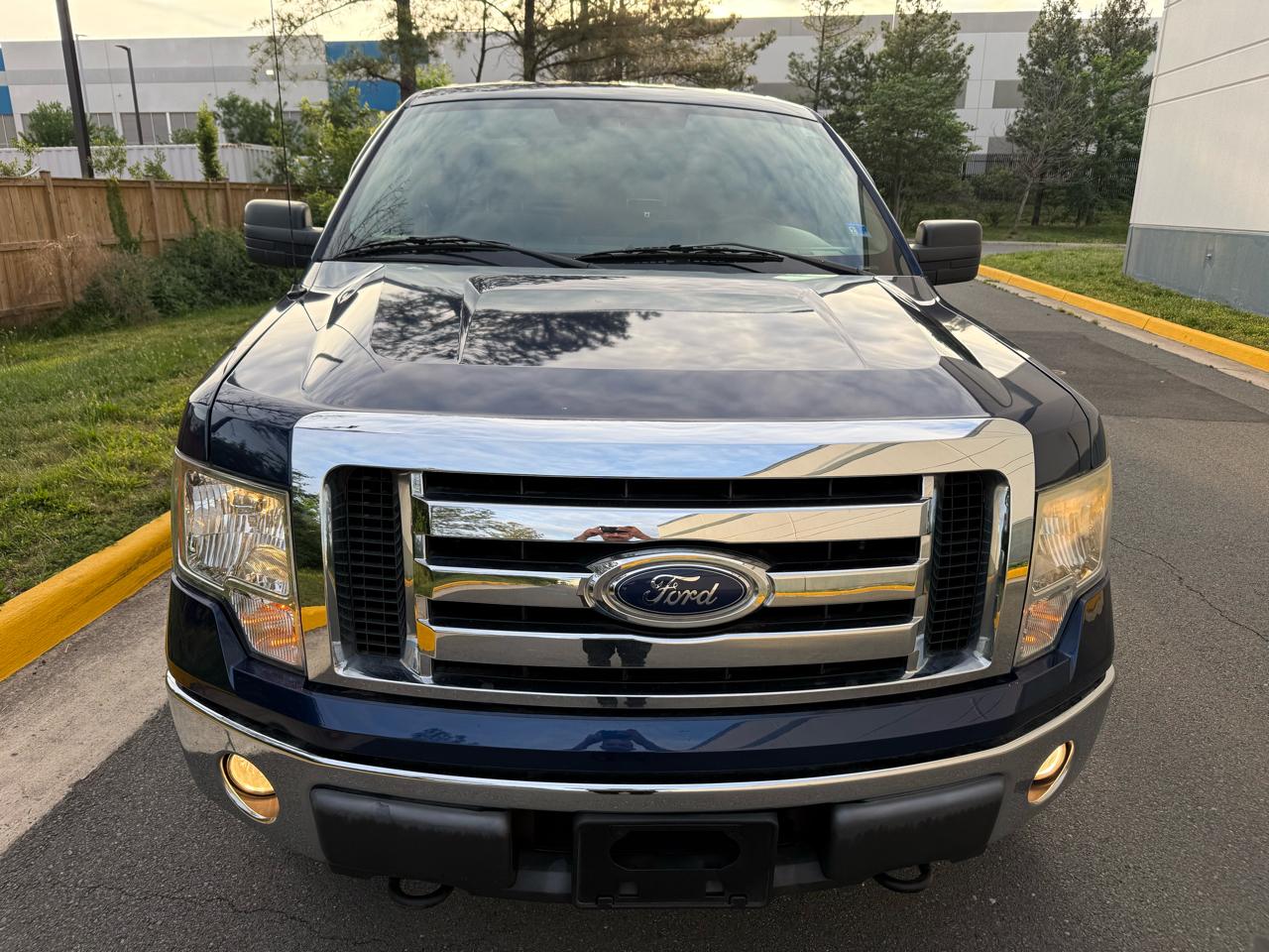 Ford F-150 4WD SuperCab 145" Lariat 2012