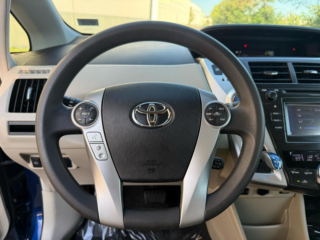 Toyota Prius V 5dr Wgn Three (Natl) 2012