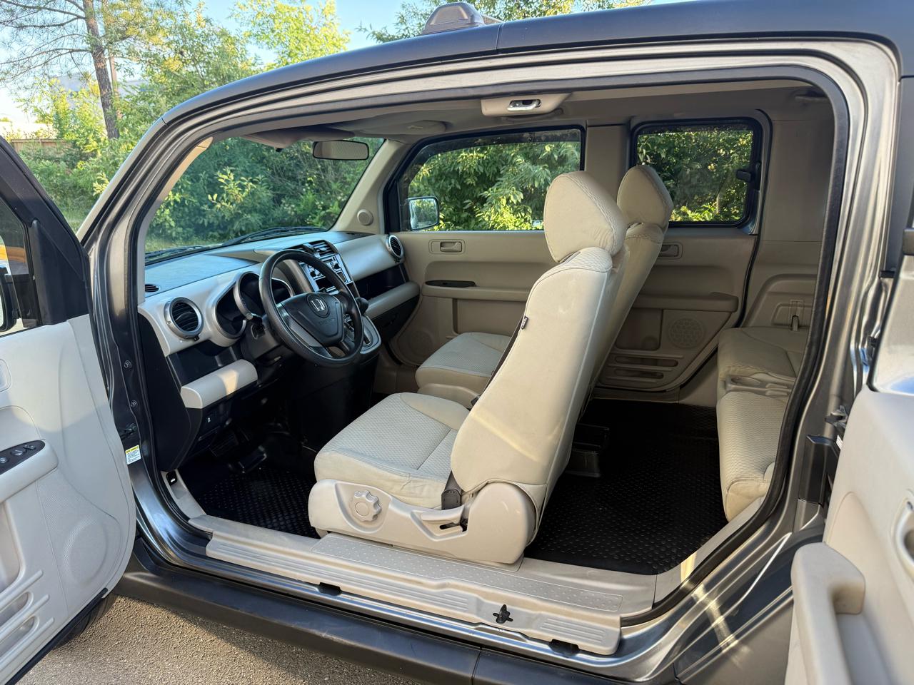 Honda Element 4WD 5dr LX 2011