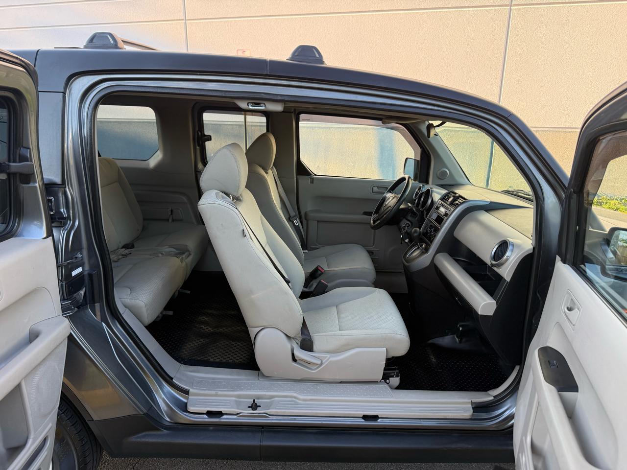 Honda Element 4WD 5dr LX 2011