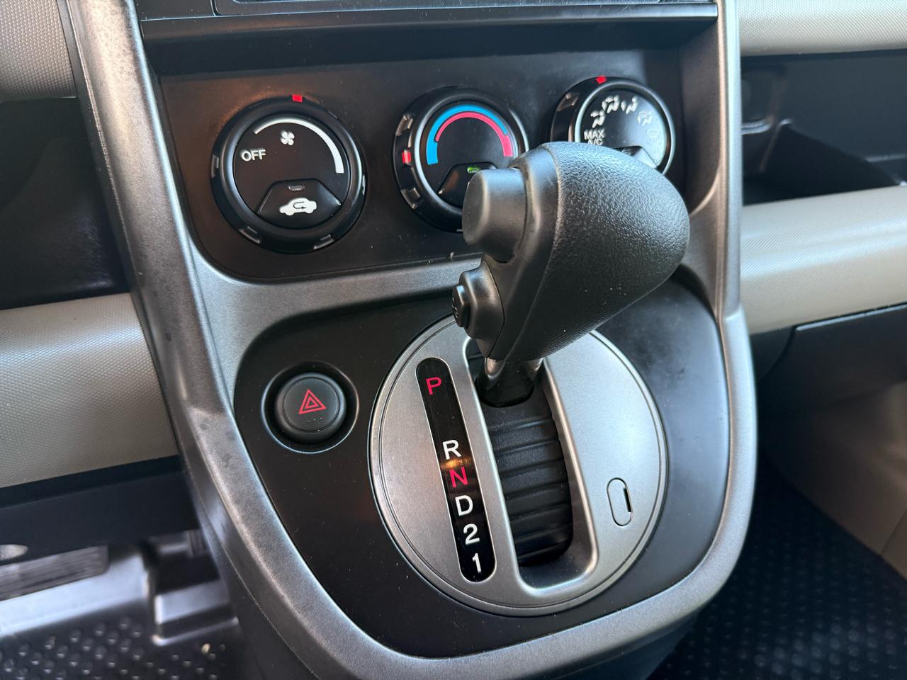 Honda Element 4WD 5dr LX 2011