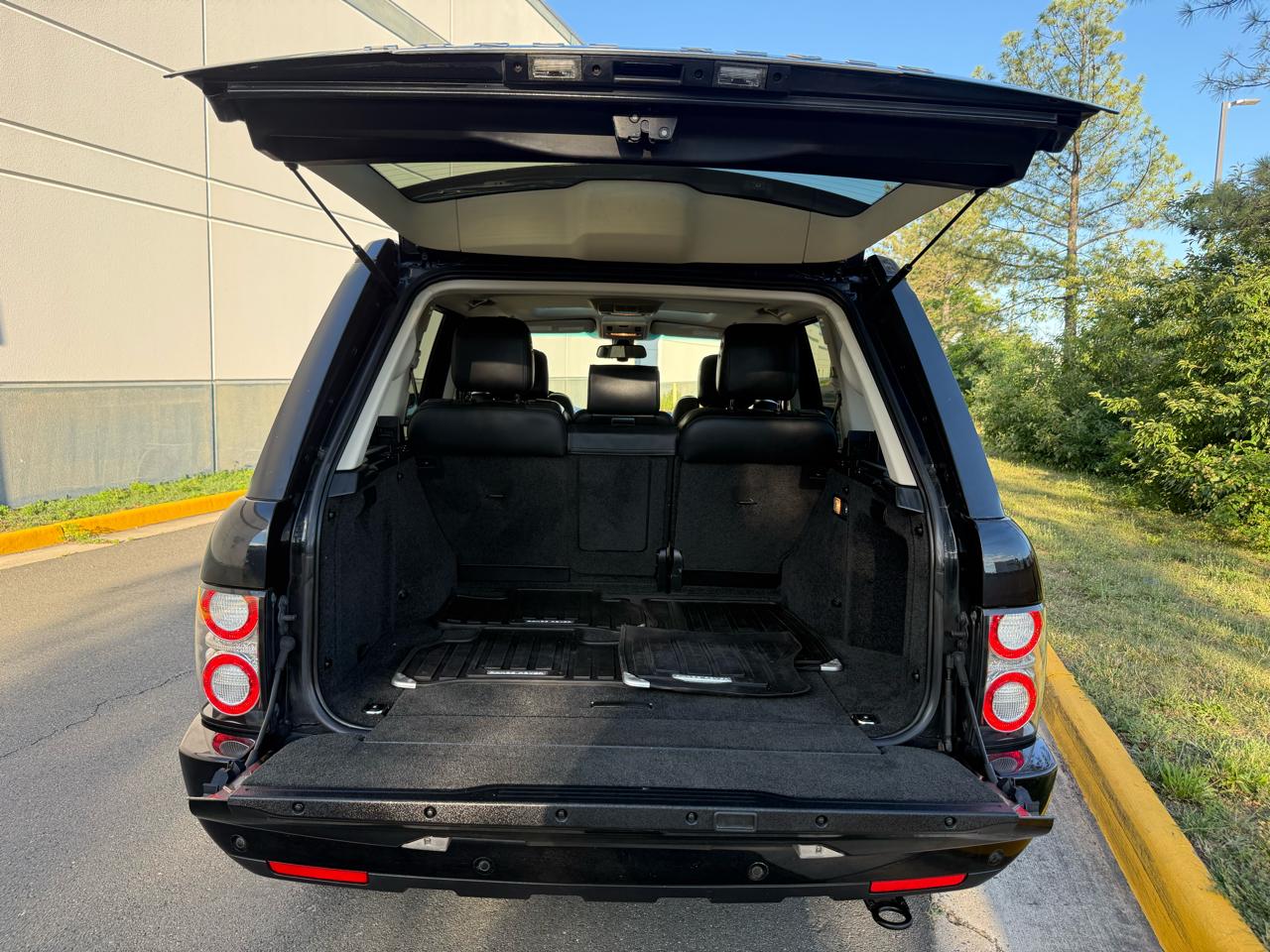 Land Rover Range Rover 4WD 4dr HSE LUX 2012