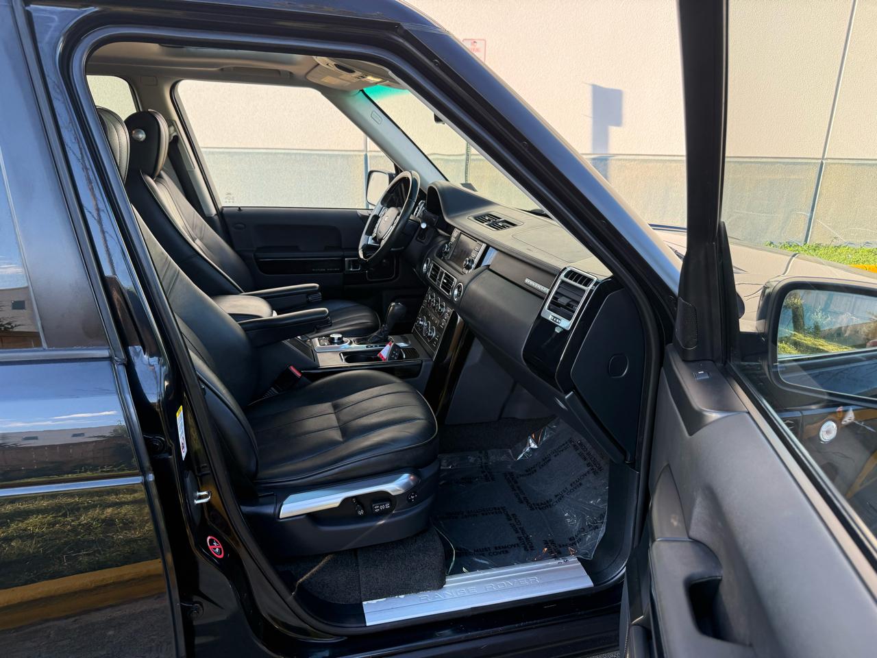 Land Rover Range Rover 4WD 4dr HSE LUX 2012