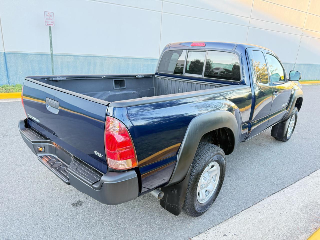 Toyota Tacoma 4WD Access V6 MT (Natl) 2008