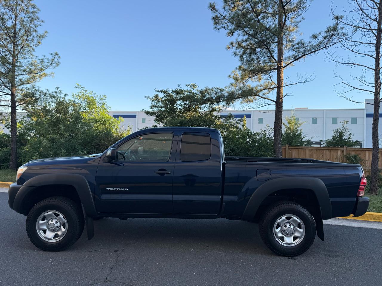 Toyota Tacoma 4WD Access V6 MT (Natl) 2008