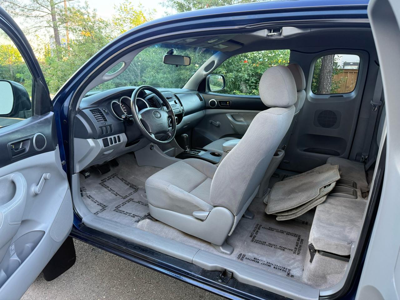 Toyota Tacoma 4WD Access V6 MT (Natl) 2008