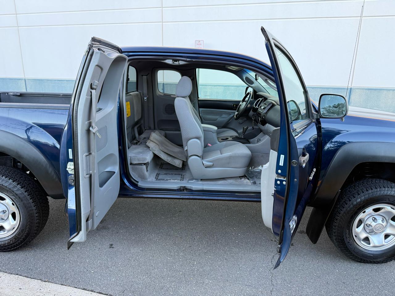 Toyota Tacoma 4WD Access V6 MT (Natl) 2008