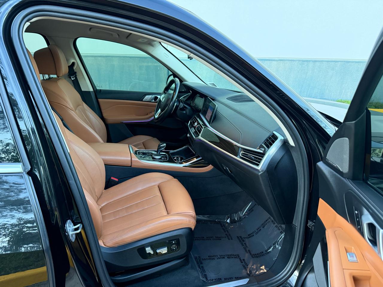 BMW X7 xDrive50i Sports Activity Vehicle 2019
