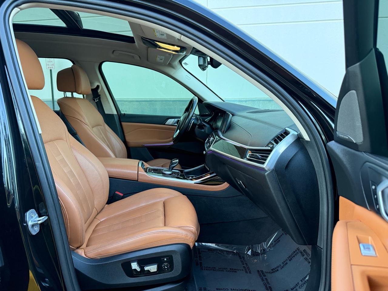 BMW X7 xDrive50i Sports Activity Vehicle 2019