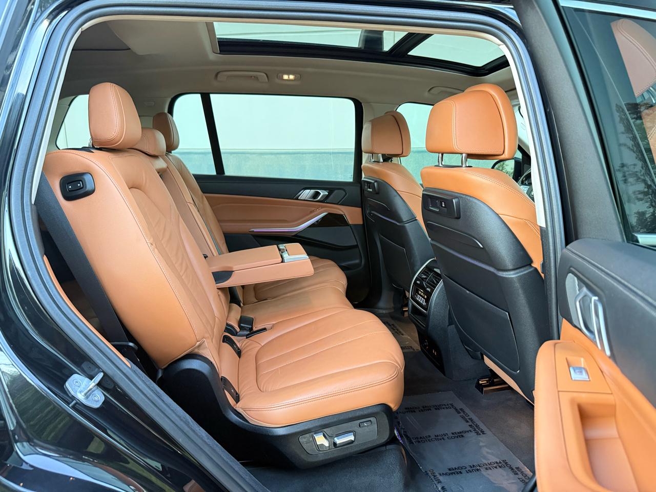 BMW X7 xDrive50i Sports Activity Vehicle 2019