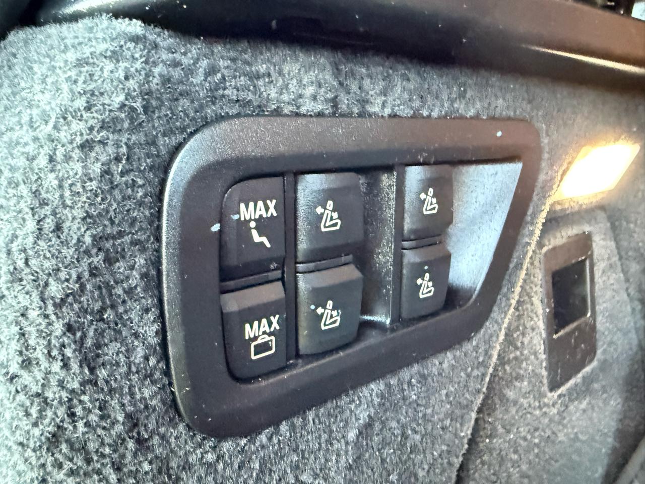 BMW X7 xDrive50i Sports Activity Vehicle 2019