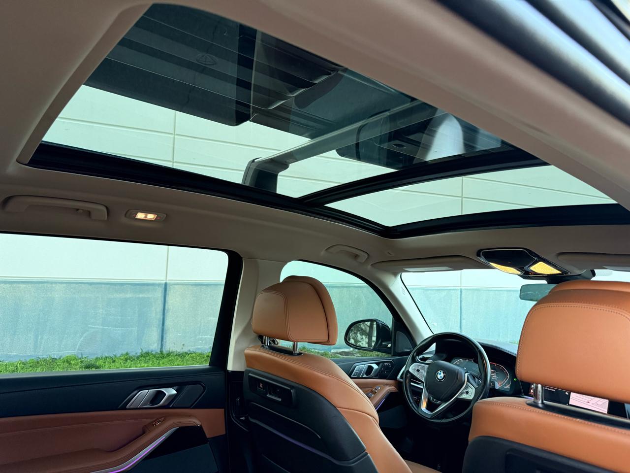 BMW X7 xDrive50i Sports Activity Vehicle 2019