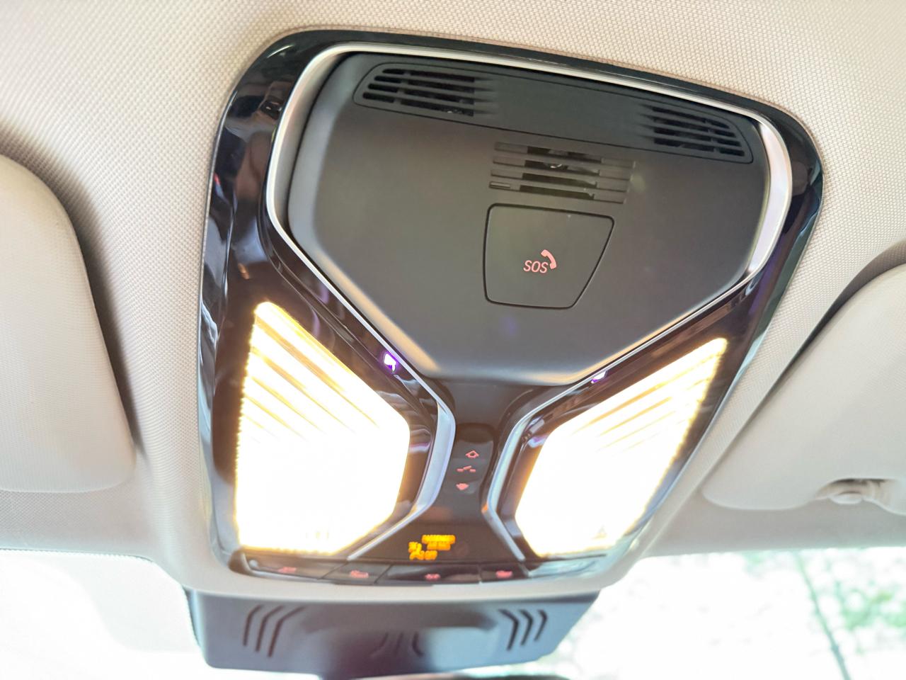 BMW X7 xDrive50i Sports Activity Vehicle 2019