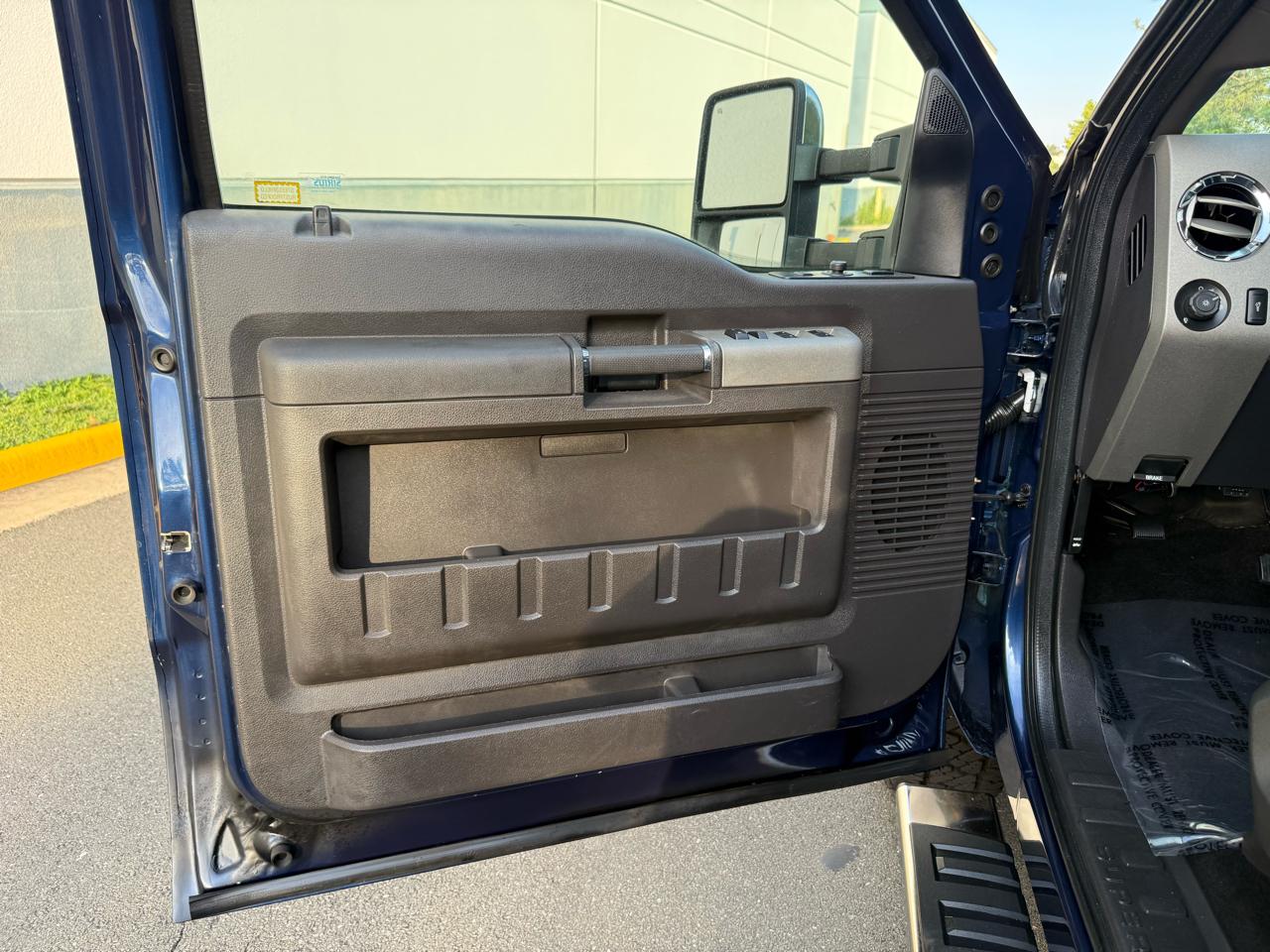 Ford Super Duty F-250 SRW 4WD Crew Cab 156" King Ranch 2011
