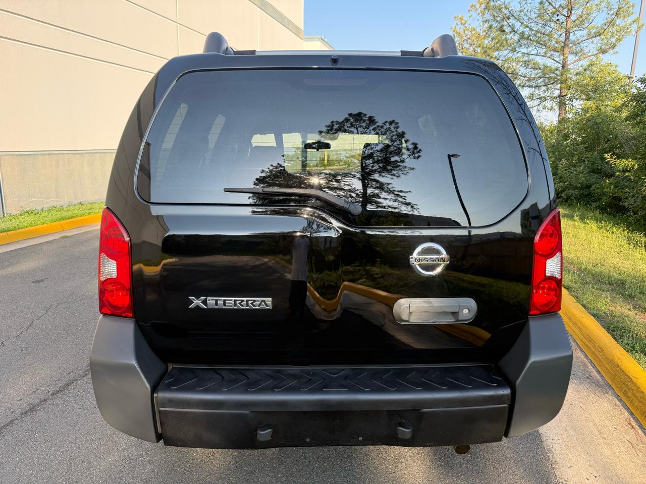 Nissan Xterra 4WD 4dr Auto S 2011