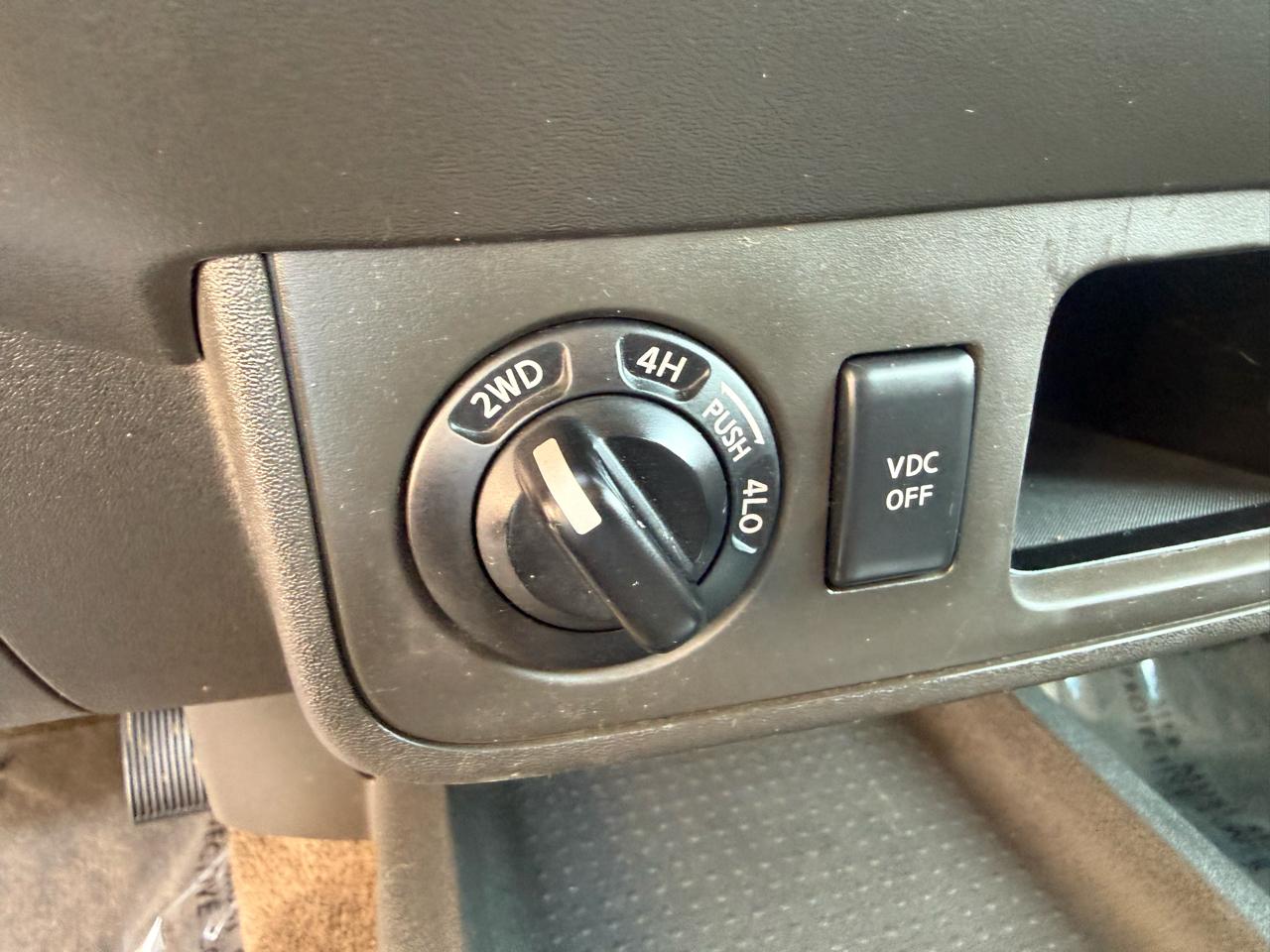 Nissan Xterra 4WD 4dr Auto S 2011