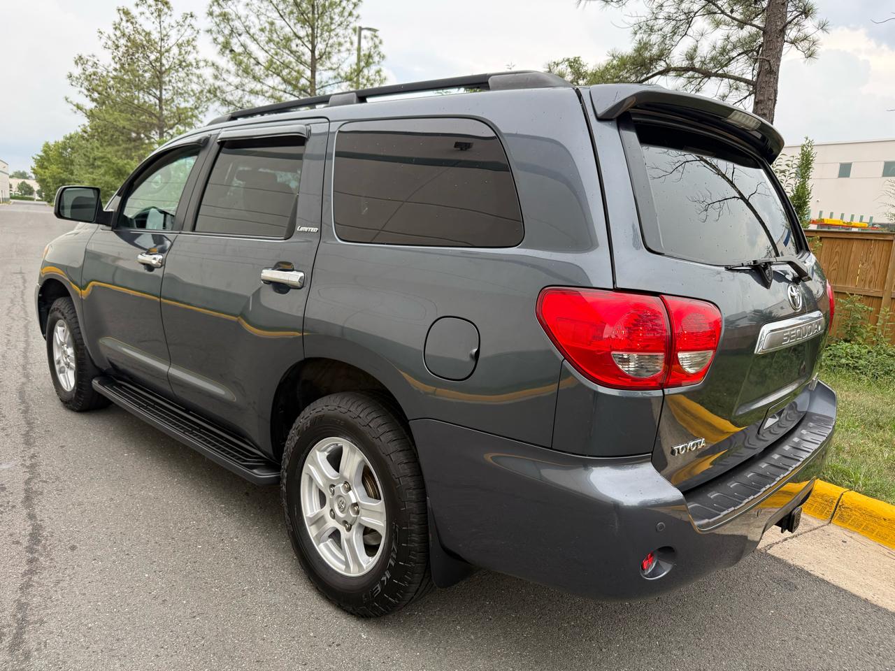 Toyota Sequoia 4WD 4dr LV8 6-Spd AT Ltd (Natl) 2008