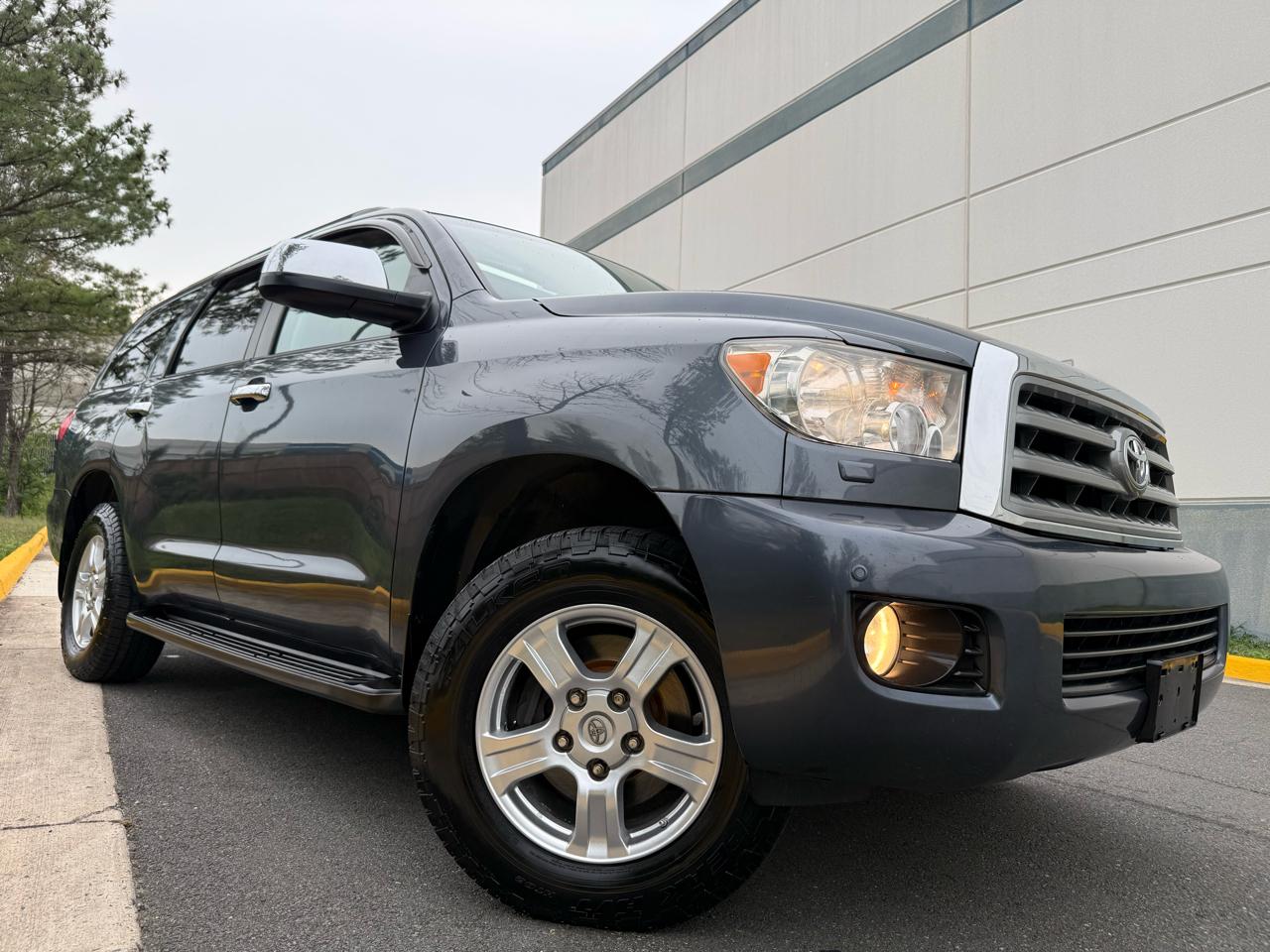 Toyota Sequoia 4WD 4dr LV8 6-Spd AT Ltd (Natl) 2008