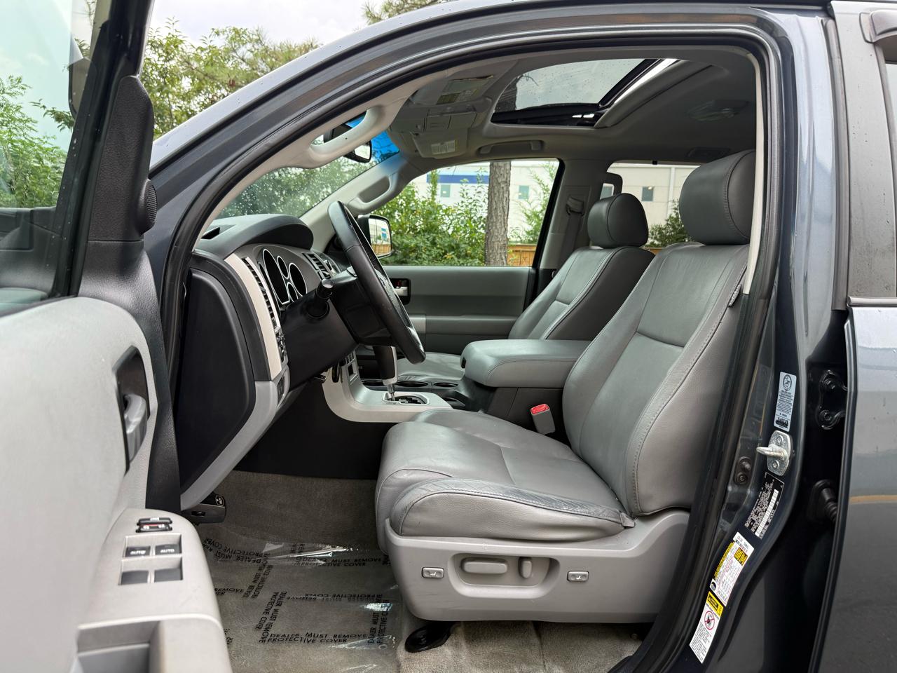 Toyota Sequoia 4WD 4dr LV8 6-Spd AT Ltd (Natl) 2008