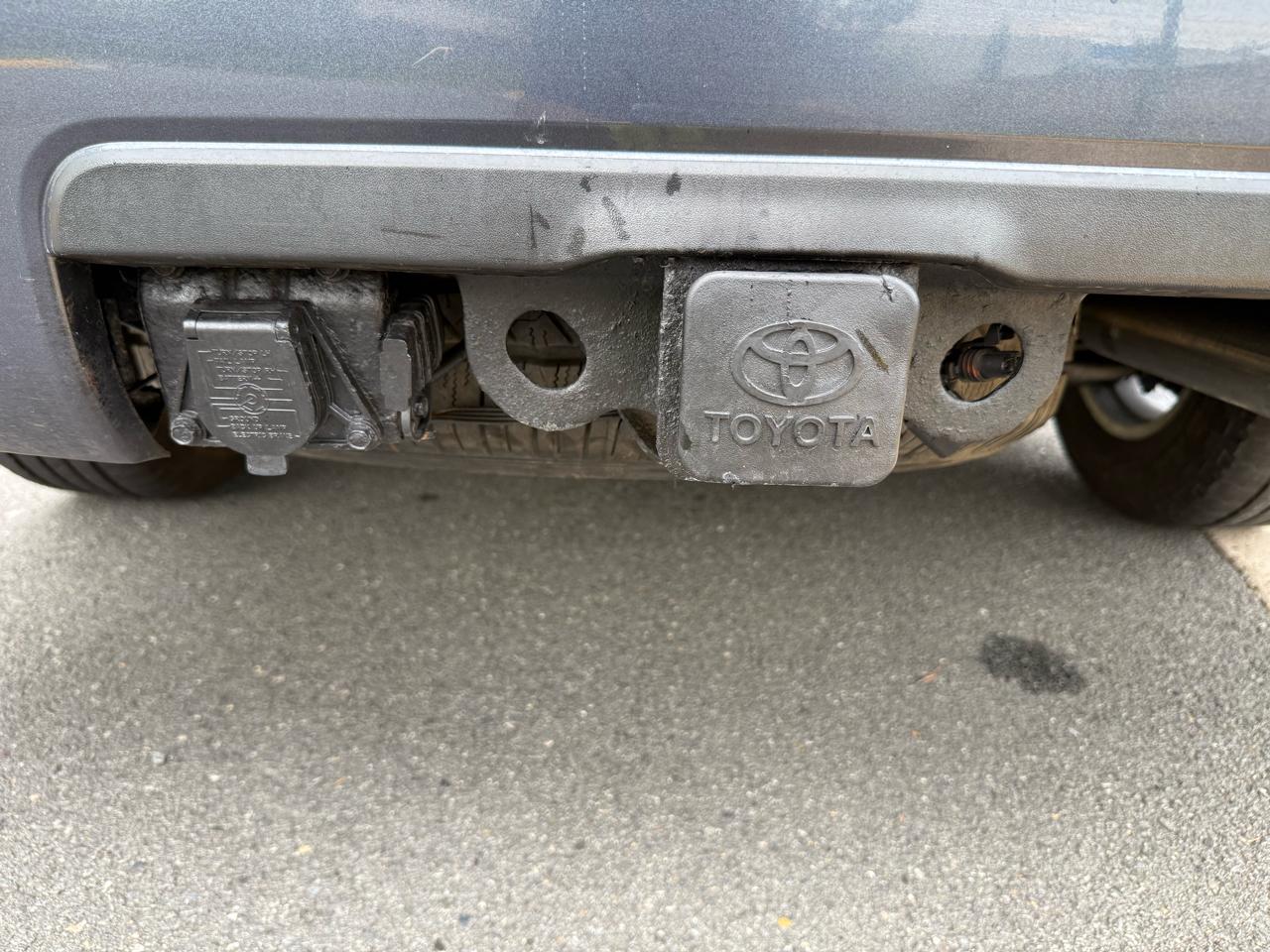 Toyota Sequoia 4WD 4dr LV8 6-Spd AT Ltd (Natl) 2008
