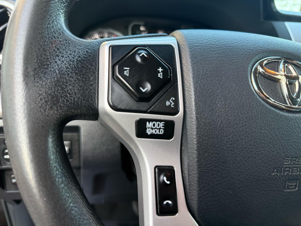 Toyota Tundra 4WD Limited Double Cab 6.5' Bed 5.7L (Natl) 2018