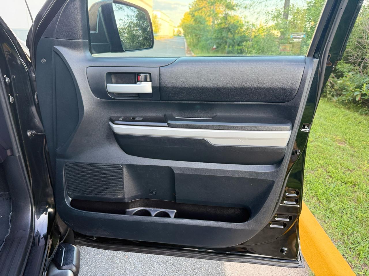 Toyota Tundra 4WD Limited Double Cab 6.5' Bed 5.7L (Natl) 2018
