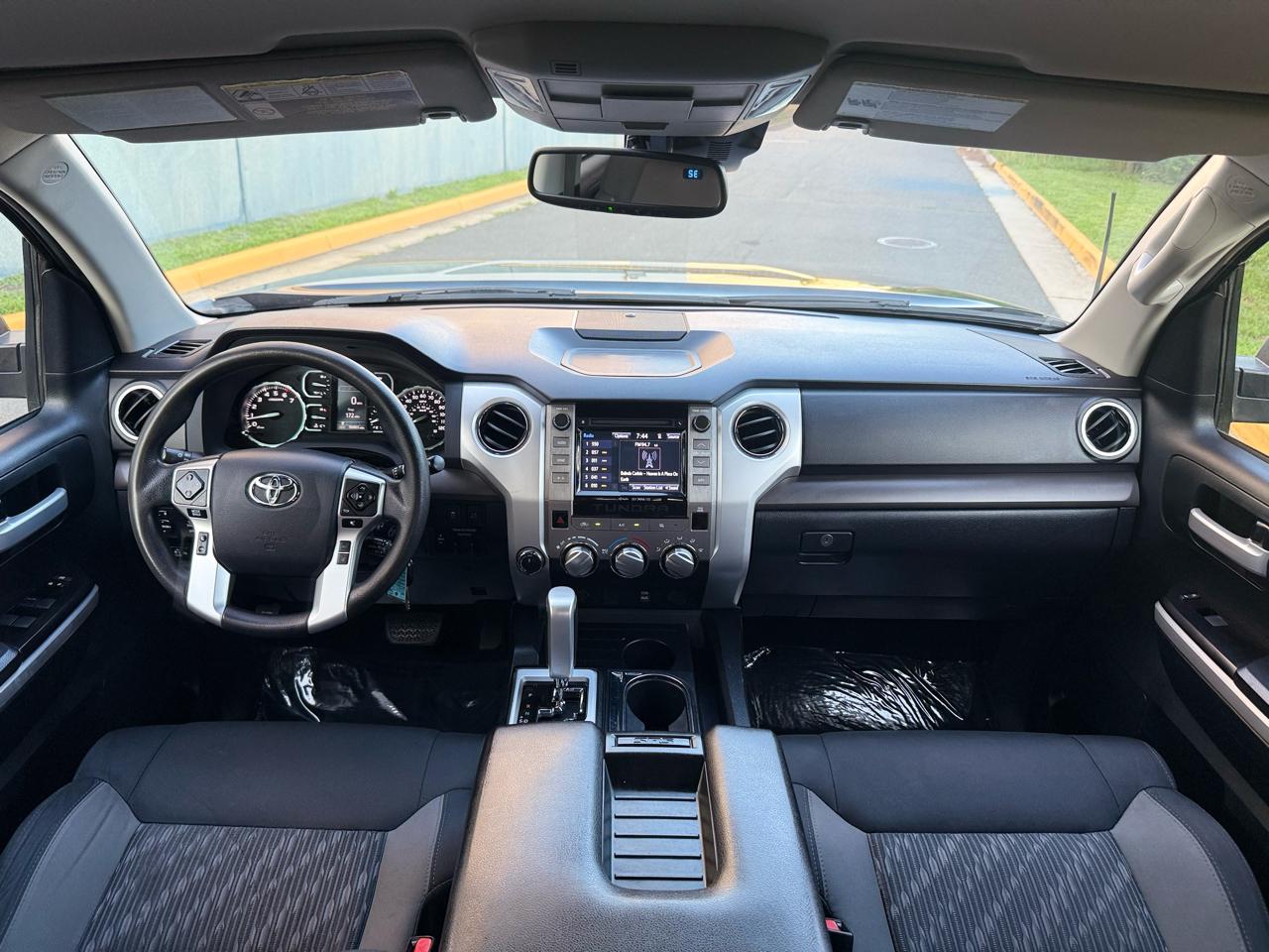 Toyota Tundra 4WD Limited Double Cab 6.5' Bed 5.7L (Natl) 2018