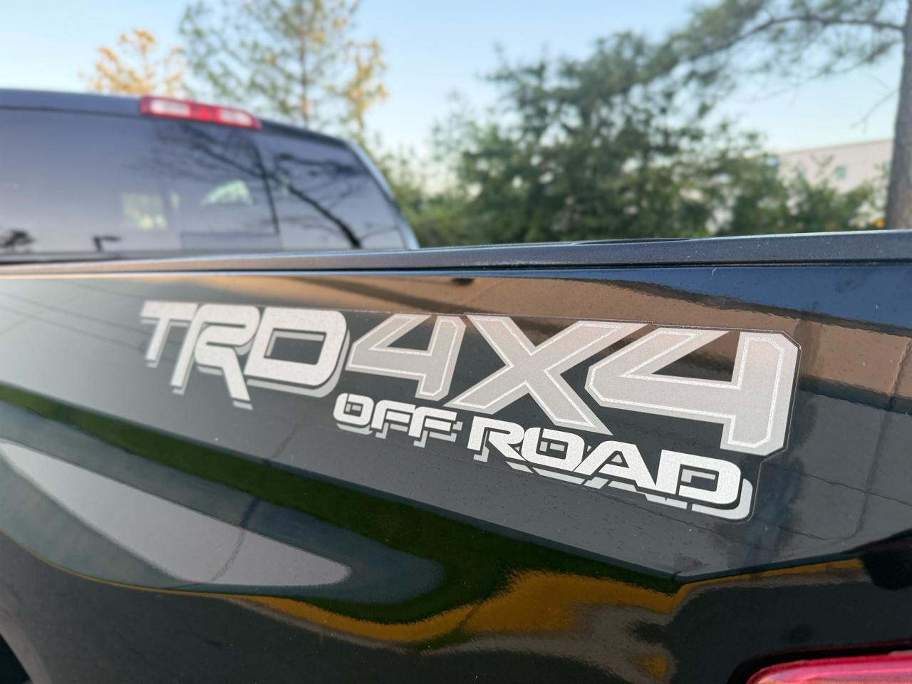 Toyota Tundra 4WD Limited Double Cab 6.5' Bed 5.7L (Natl) 2018