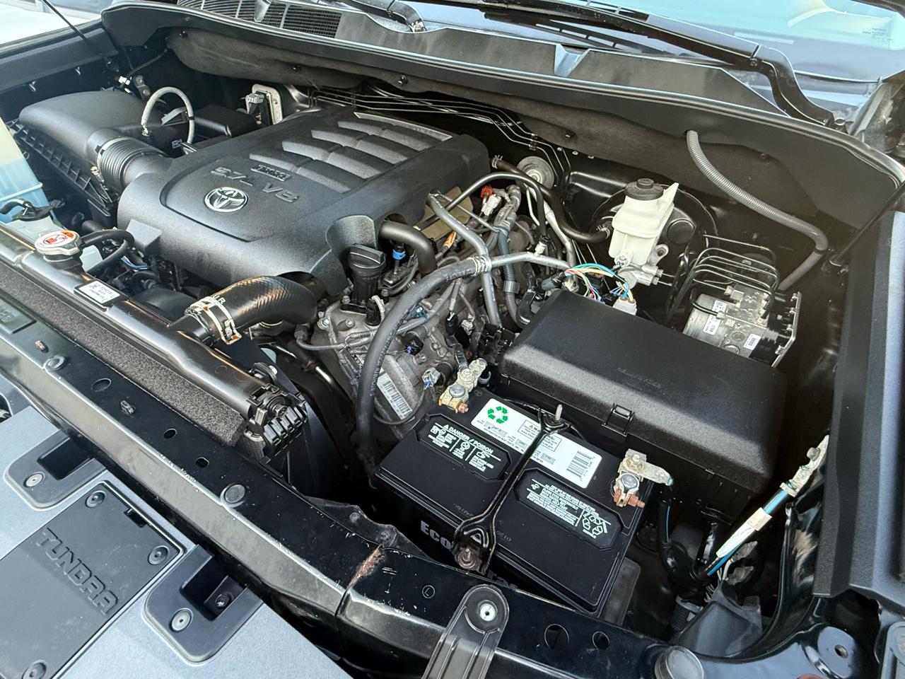Toyota Tundra 4WD Limited Double Cab 6.5' Bed 5.7L (Natl) 2018