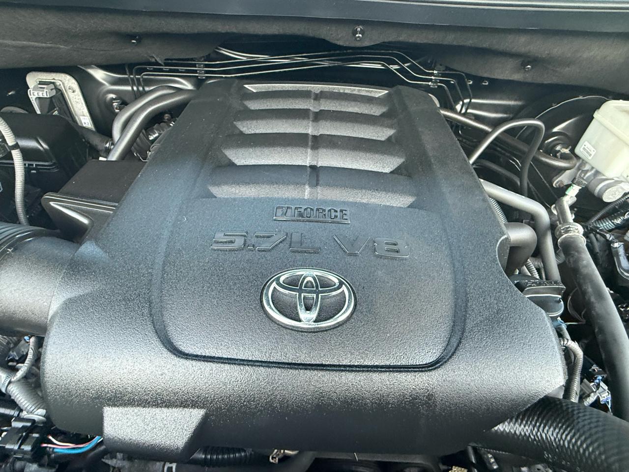 Toyota Tundra 4WD Limited Double Cab 6.5' Bed 5.7L (Natl) 2018
