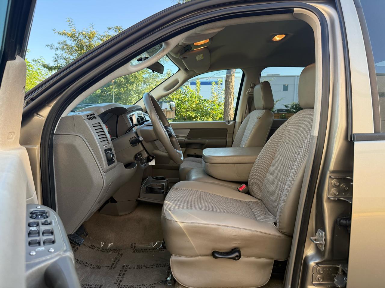 Dodge Ram 2500 4WD Quad Cab 140.5" SLT 2008