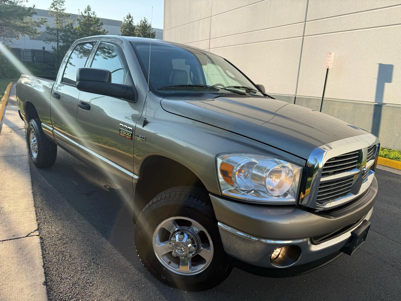 Dodge Ram 2500 4WD Quad Cab 140.5" SLT 2008
