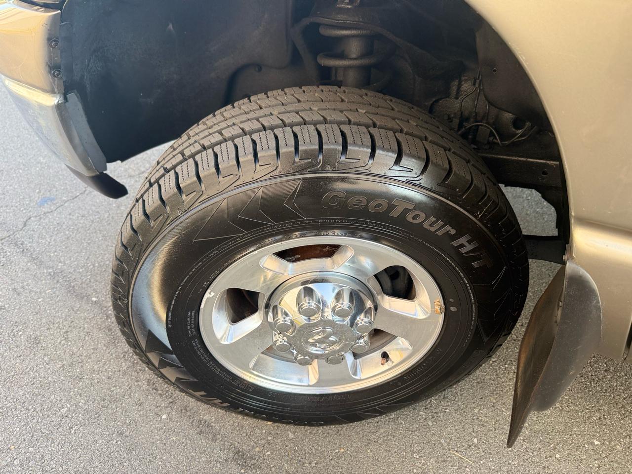 Dodge Ram 2500 4WD Quad Cab 140.5" SLT 2008