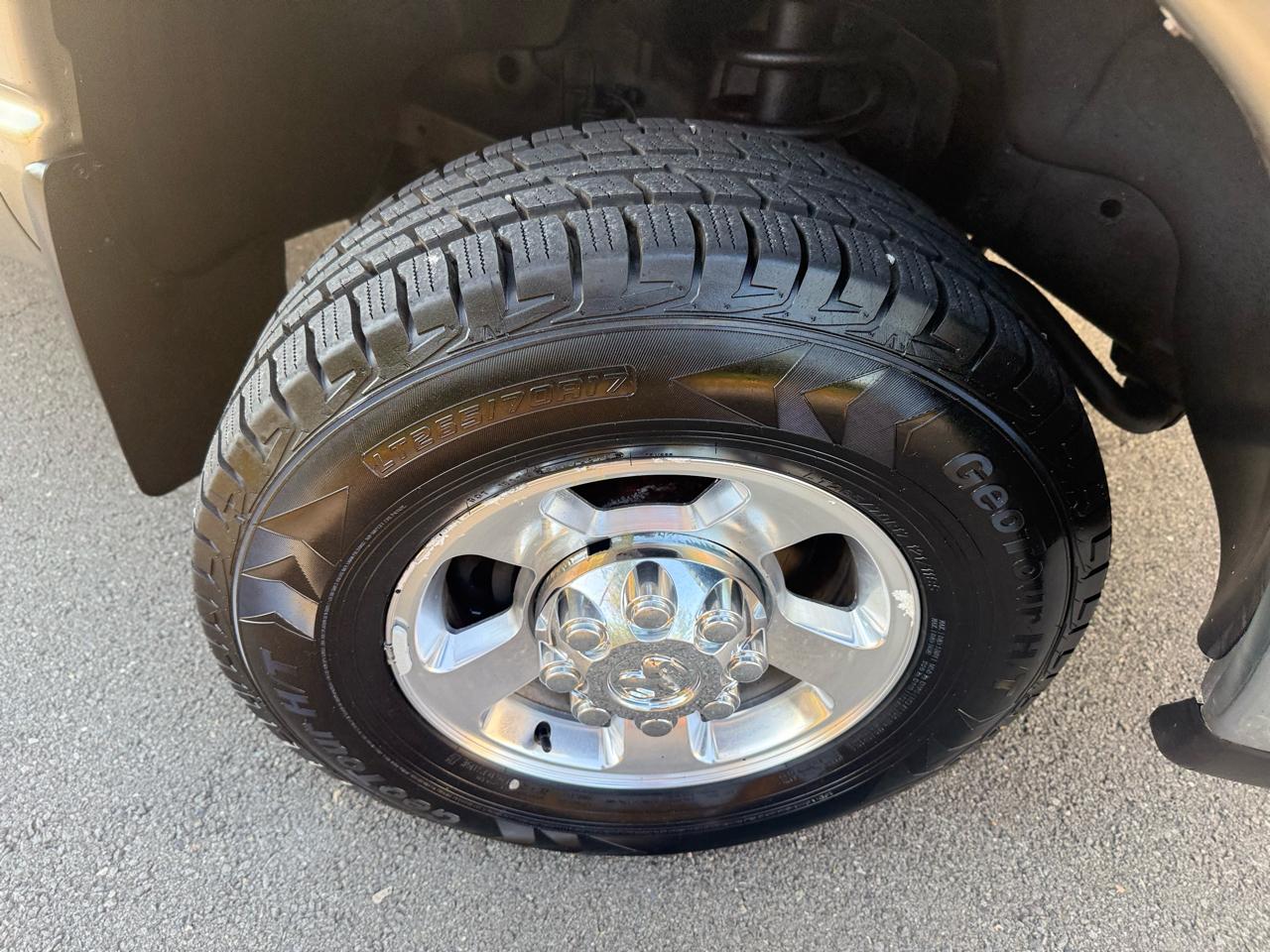 Dodge Ram 2500 4WD Quad Cab 140.5" SLT 2008